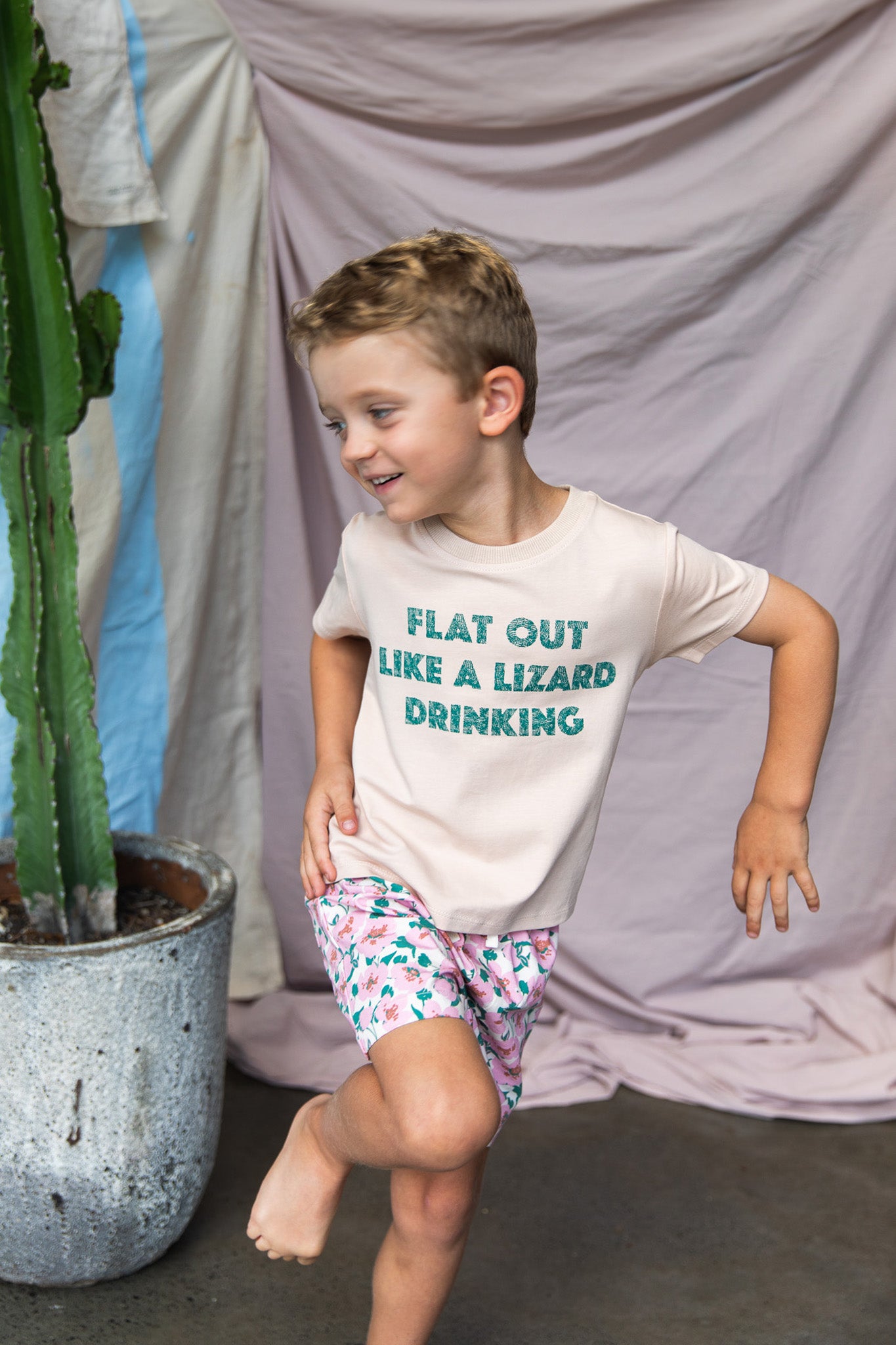 Theo-T-shirt-Almond